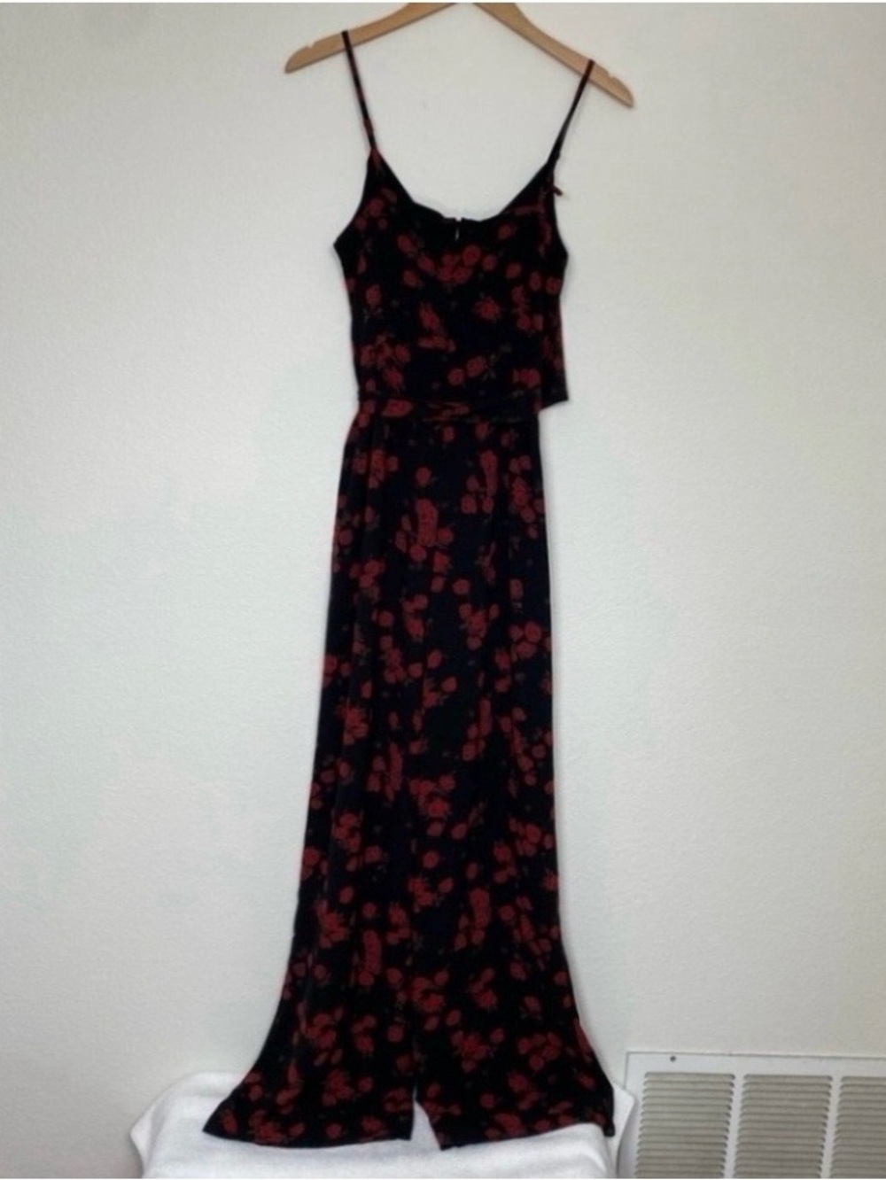 Michael Kors Women's Black Red Eden Rose Sash-Tie Pant Jumpsuit Size Small Boho